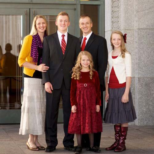 temple-family